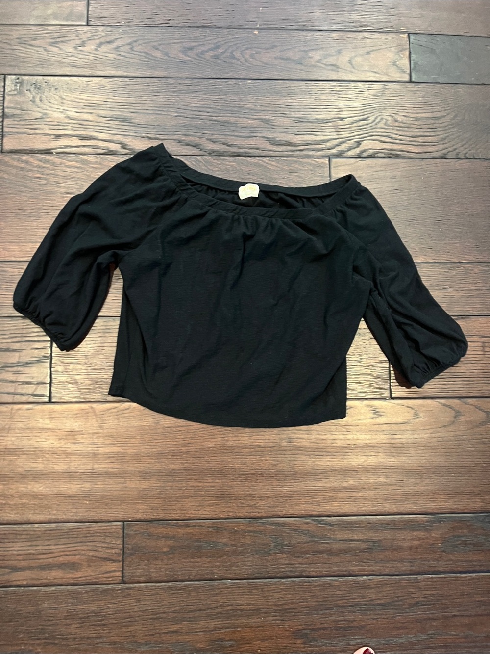 Nation ltd Off-Shoulder Black Women’s Top - Puff Sleeve Crop - Picture 1 of 2